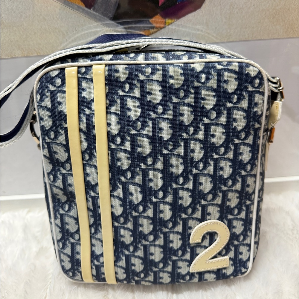 DIOR-BO D 0094 Navy Trotter Crossbody Bag Navy Strap